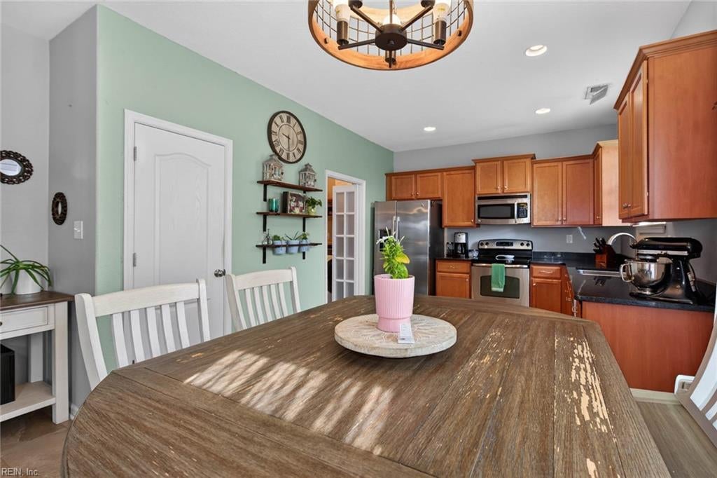 1217 Destiny WAY