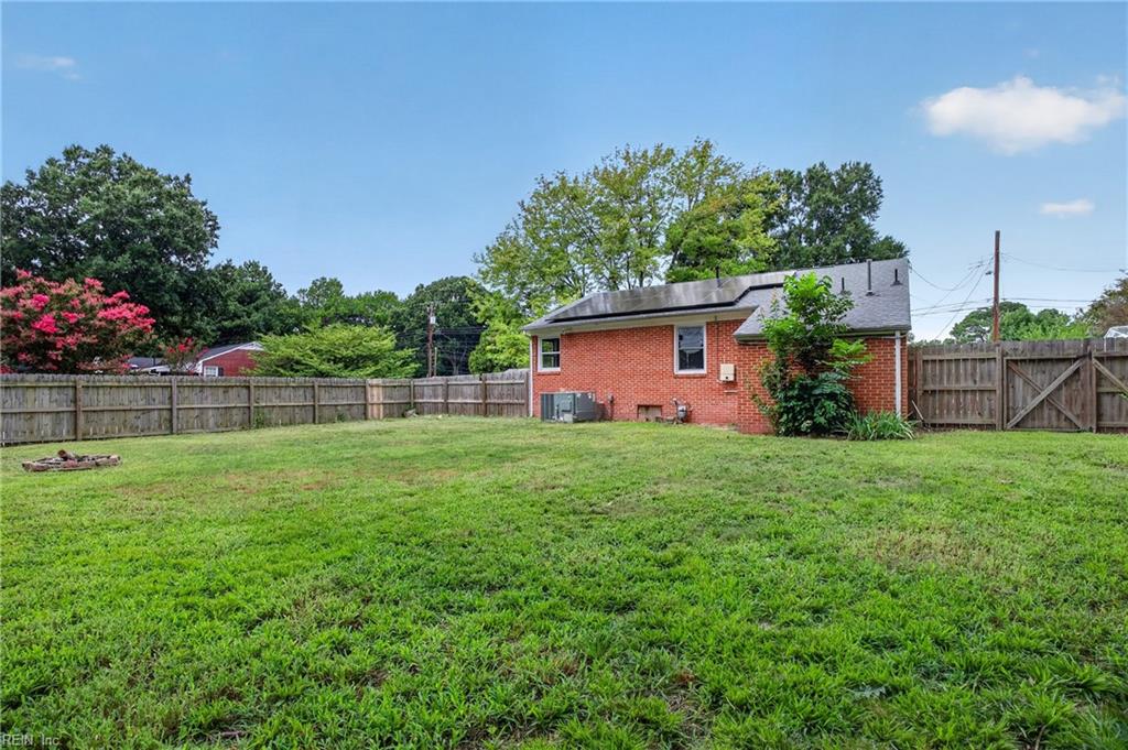 130 Albany DR