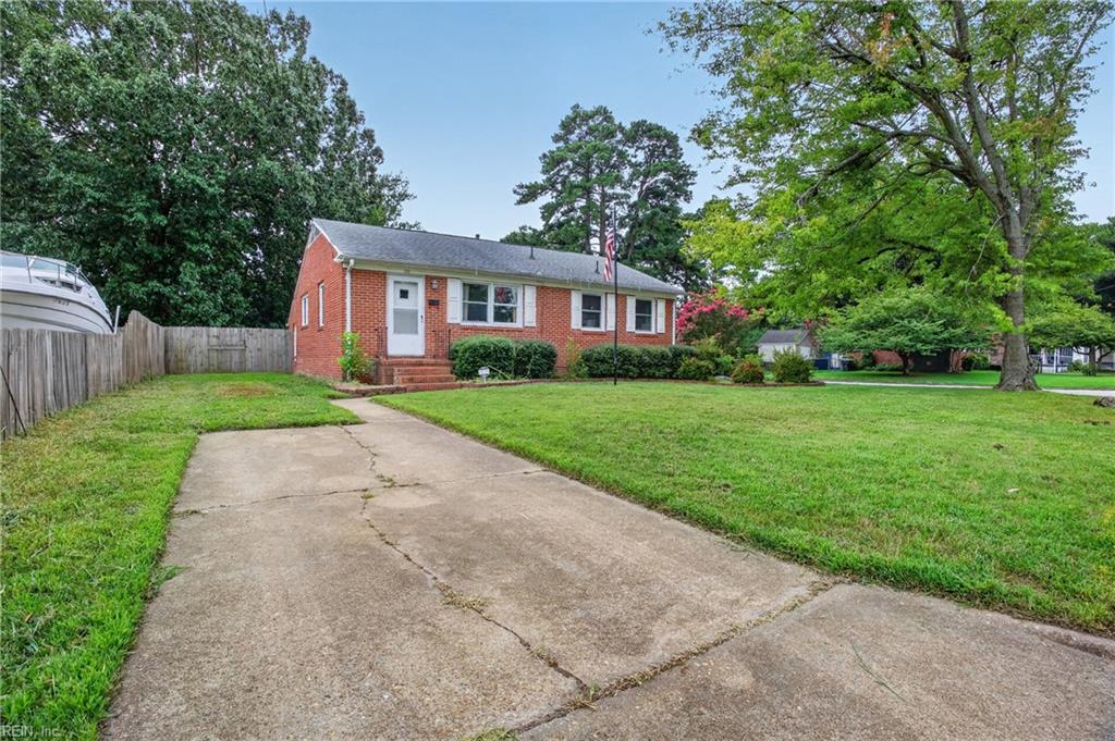 130 Albany DR