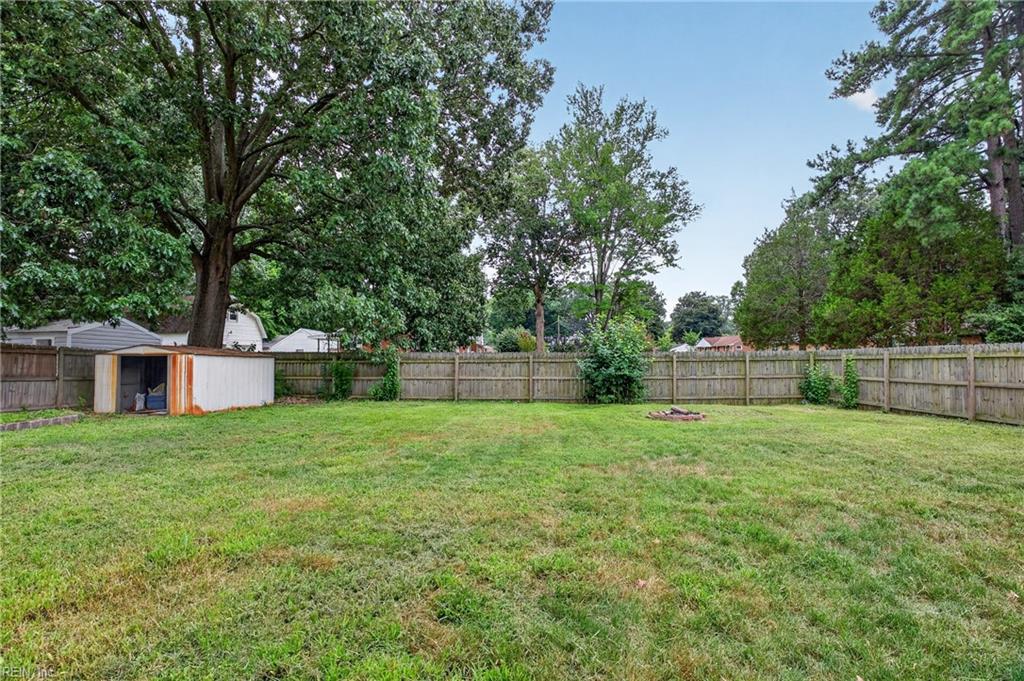130 Albany DR
