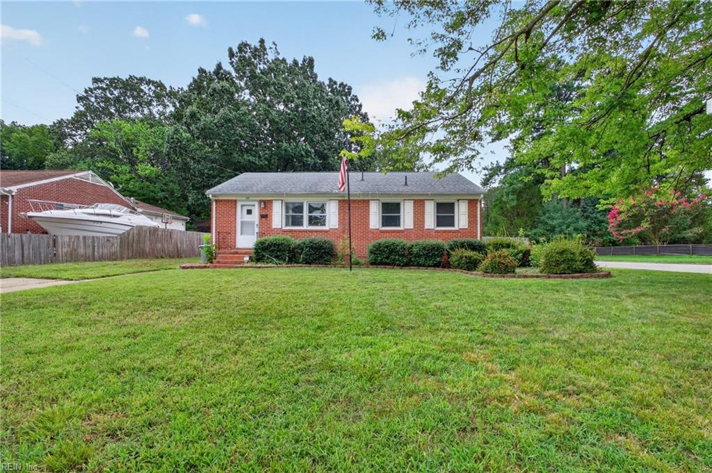 130 Albany DR