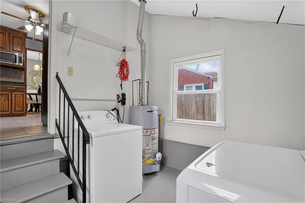 130 Albany DR