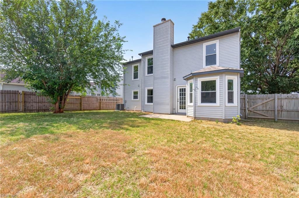 1220 Renoir CT