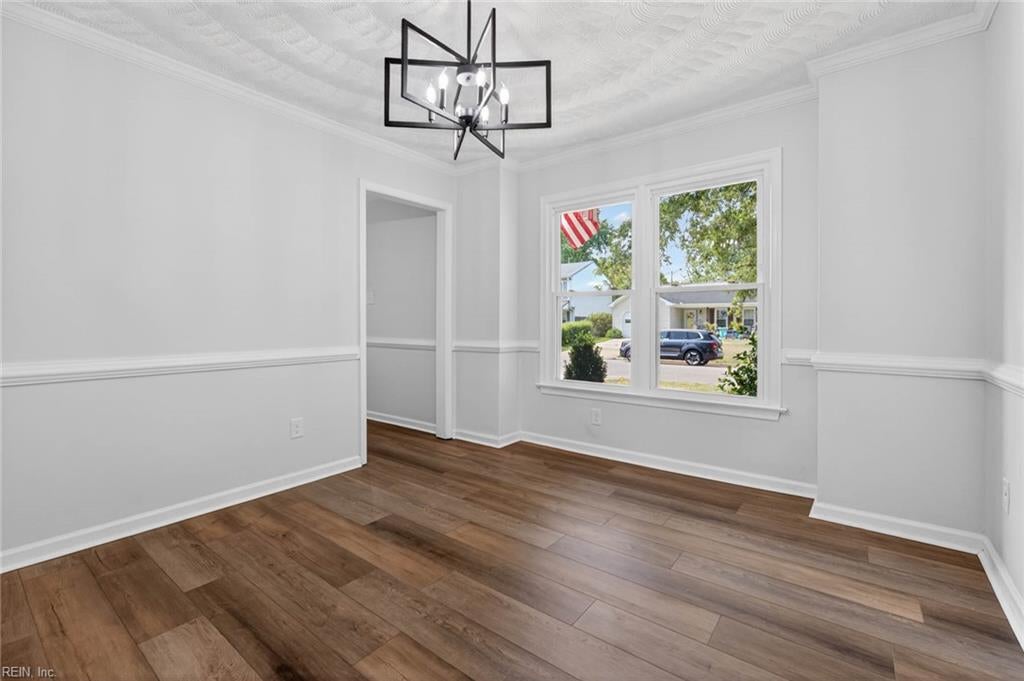 1220 Renoir CT