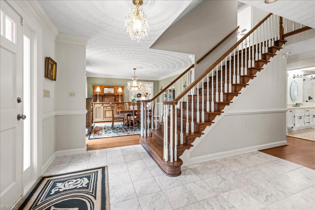 4007 Arrowhead Point CT