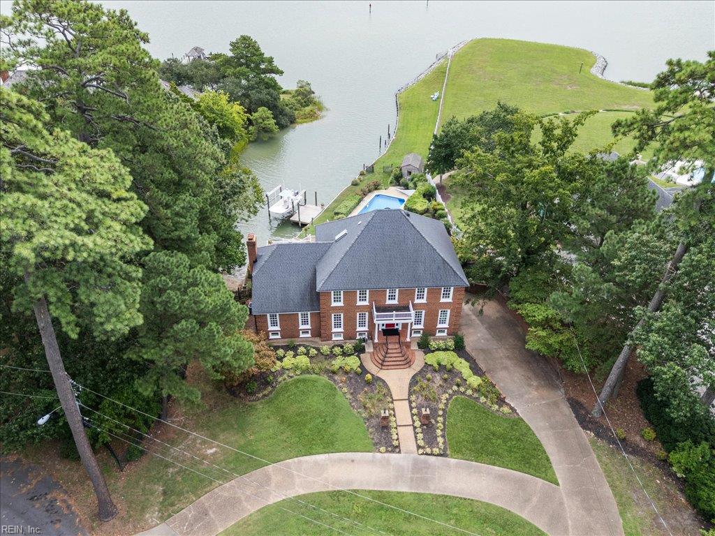 4007 Arrowhead Point CT