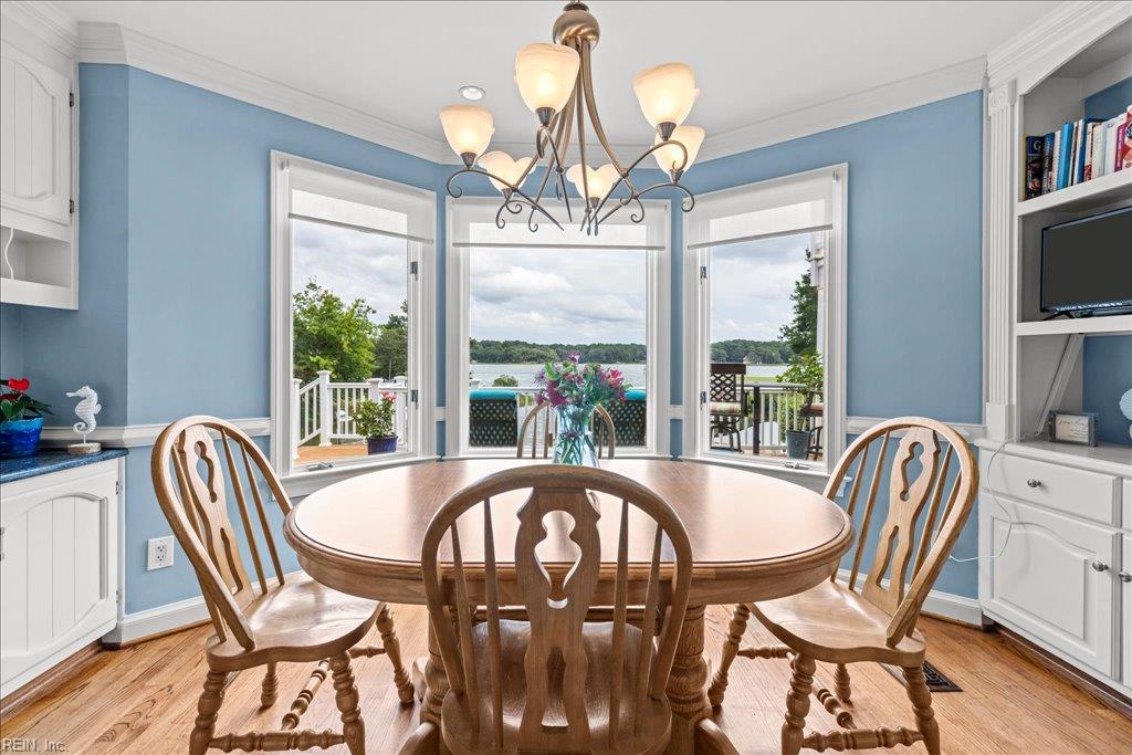 4007 Arrowhead Point CT