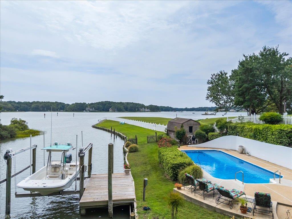 4007 Arrowhead Point CT