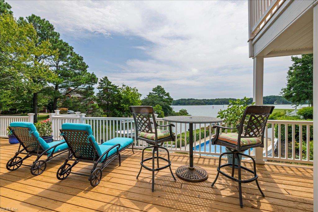 4007 Arrowhead Point CT