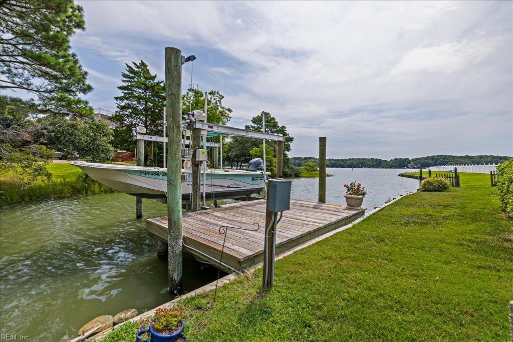 4007 Arrowhead Point CT