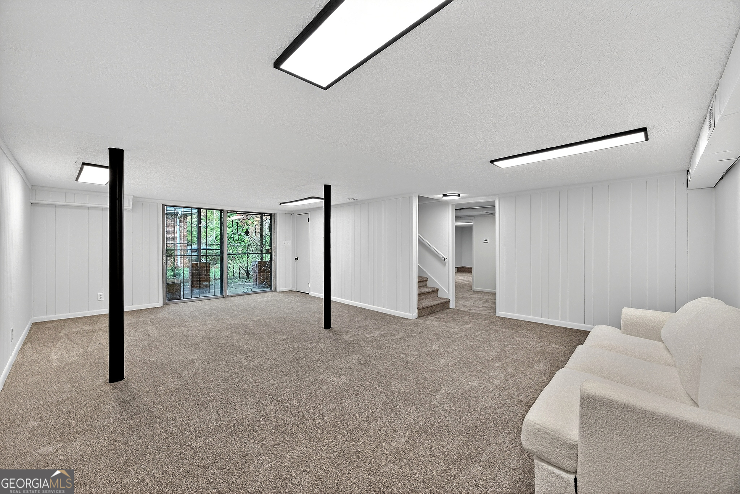 201 E Simon Terrace NW