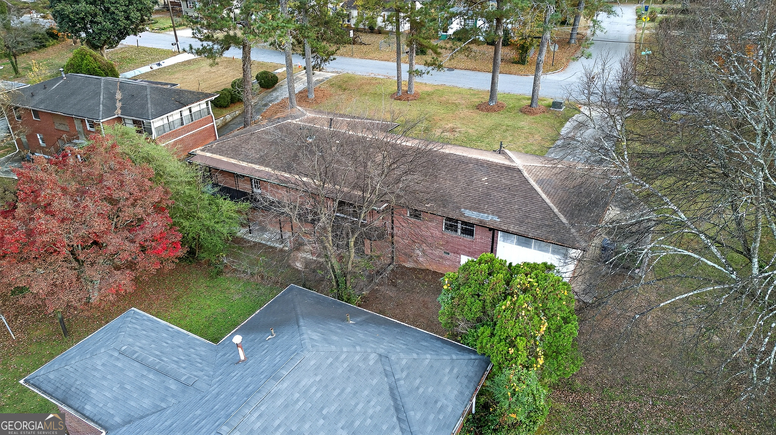 201 E Simon Terrace NW