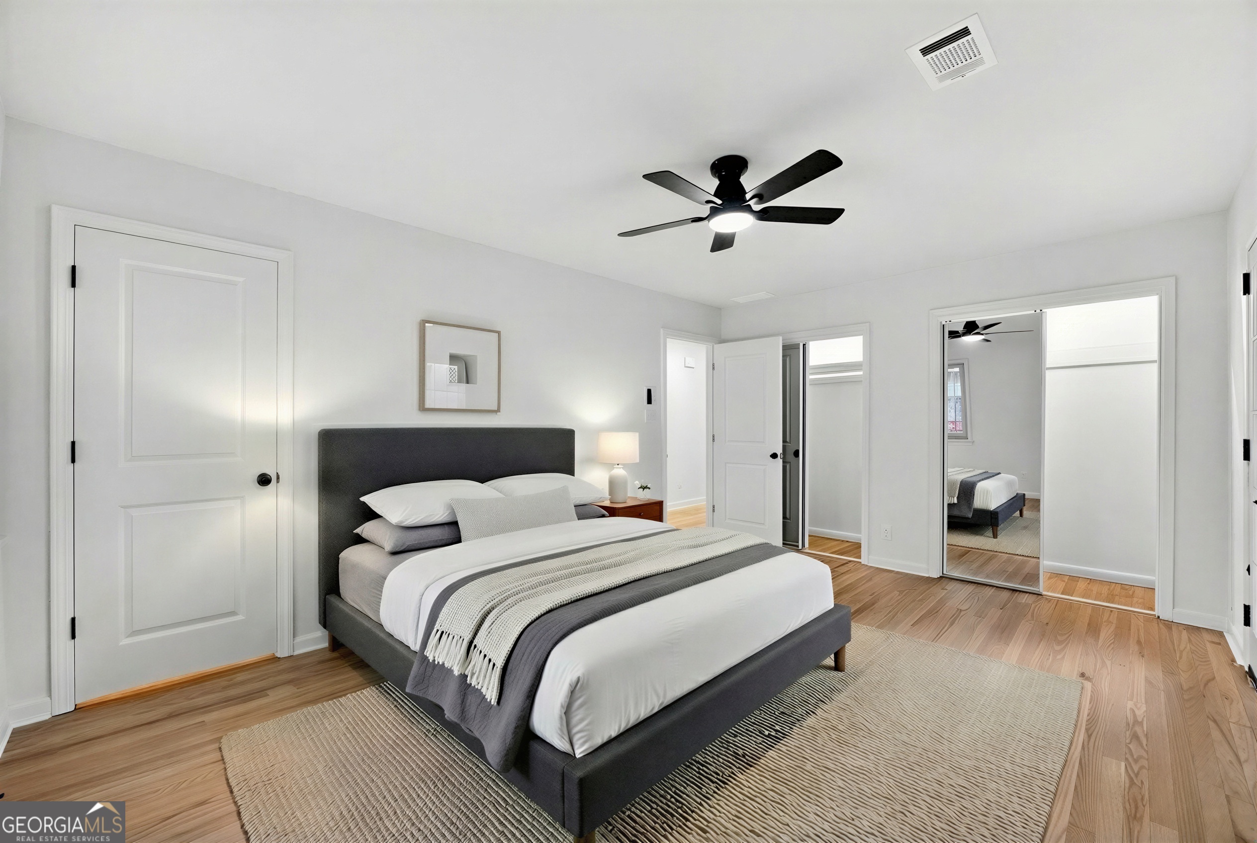 201 E Simon Terrace NW