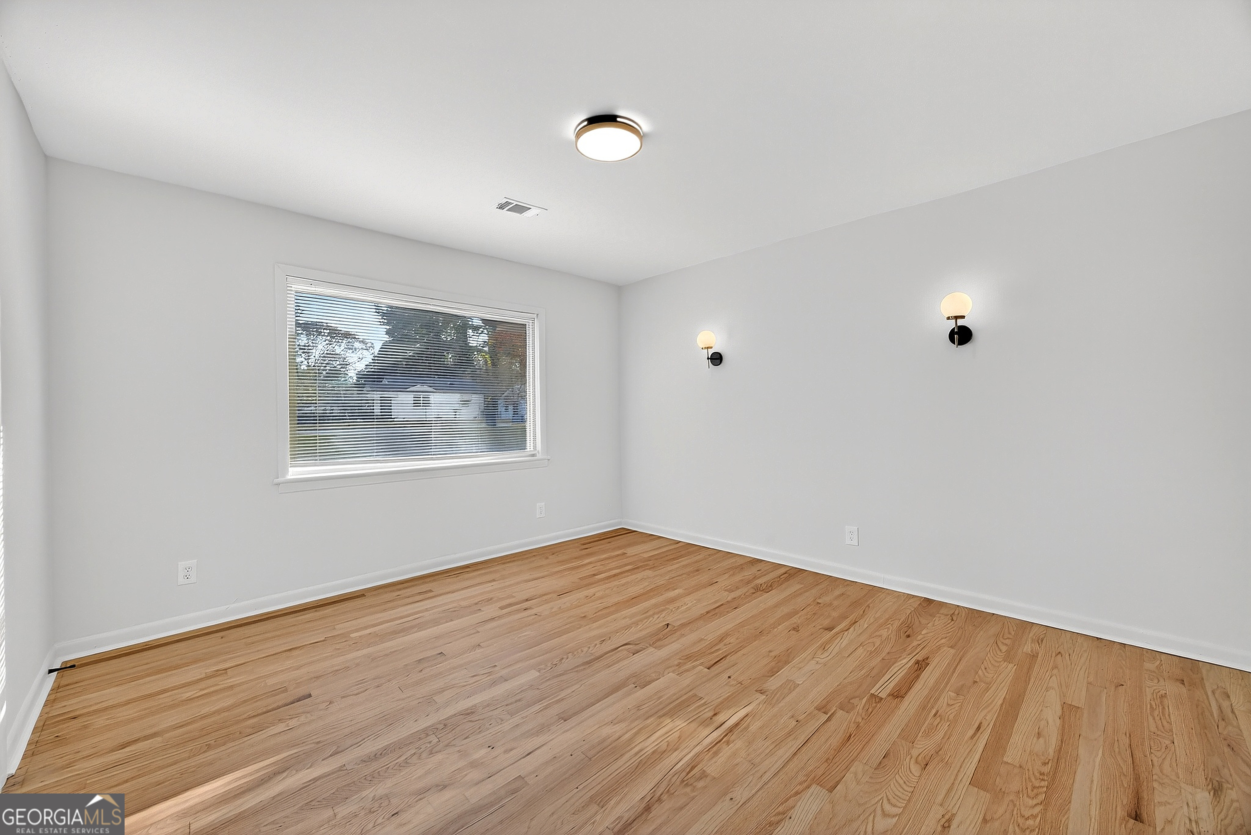 201 E Simon Terrace NW