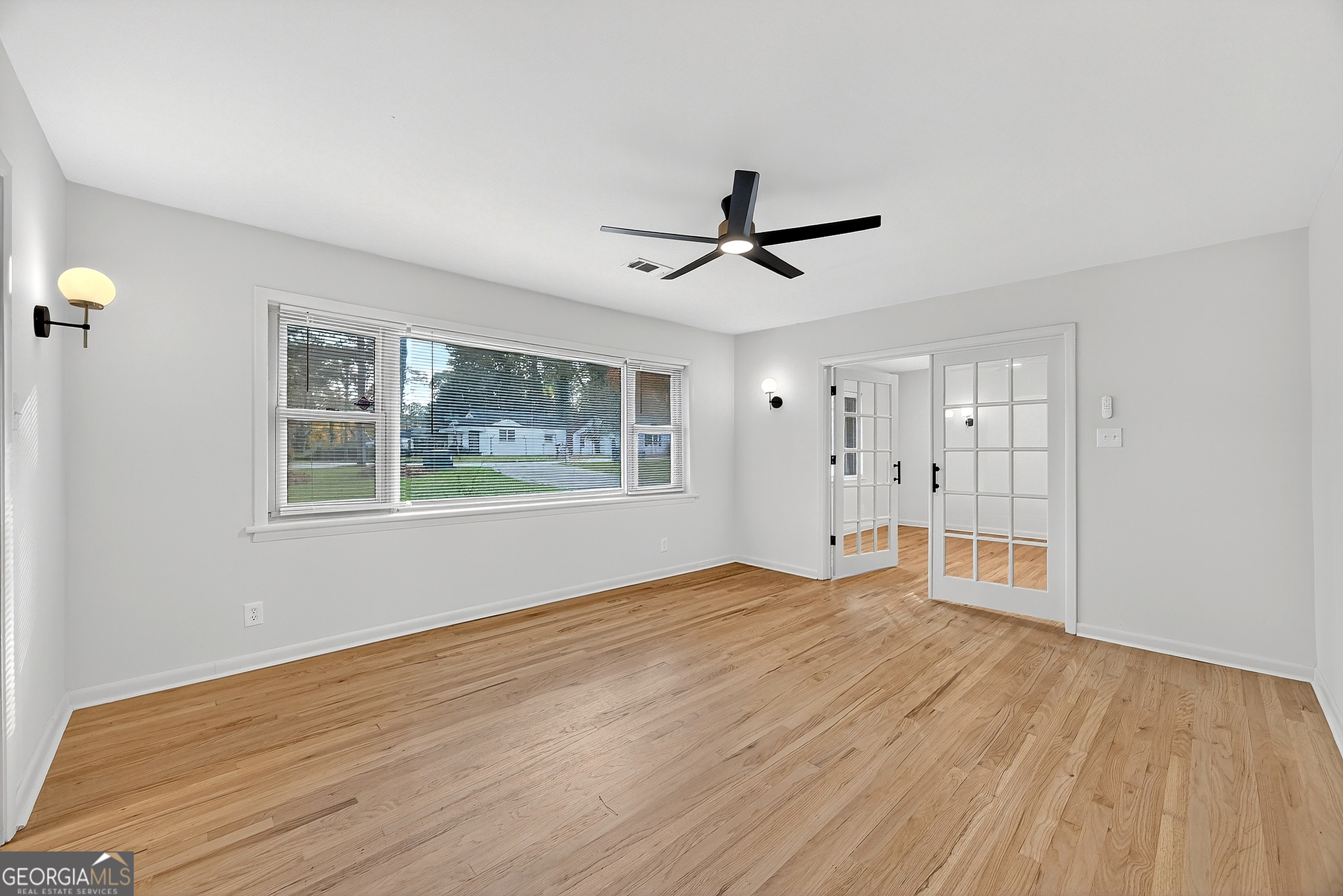 201 E Simon Terrace NW