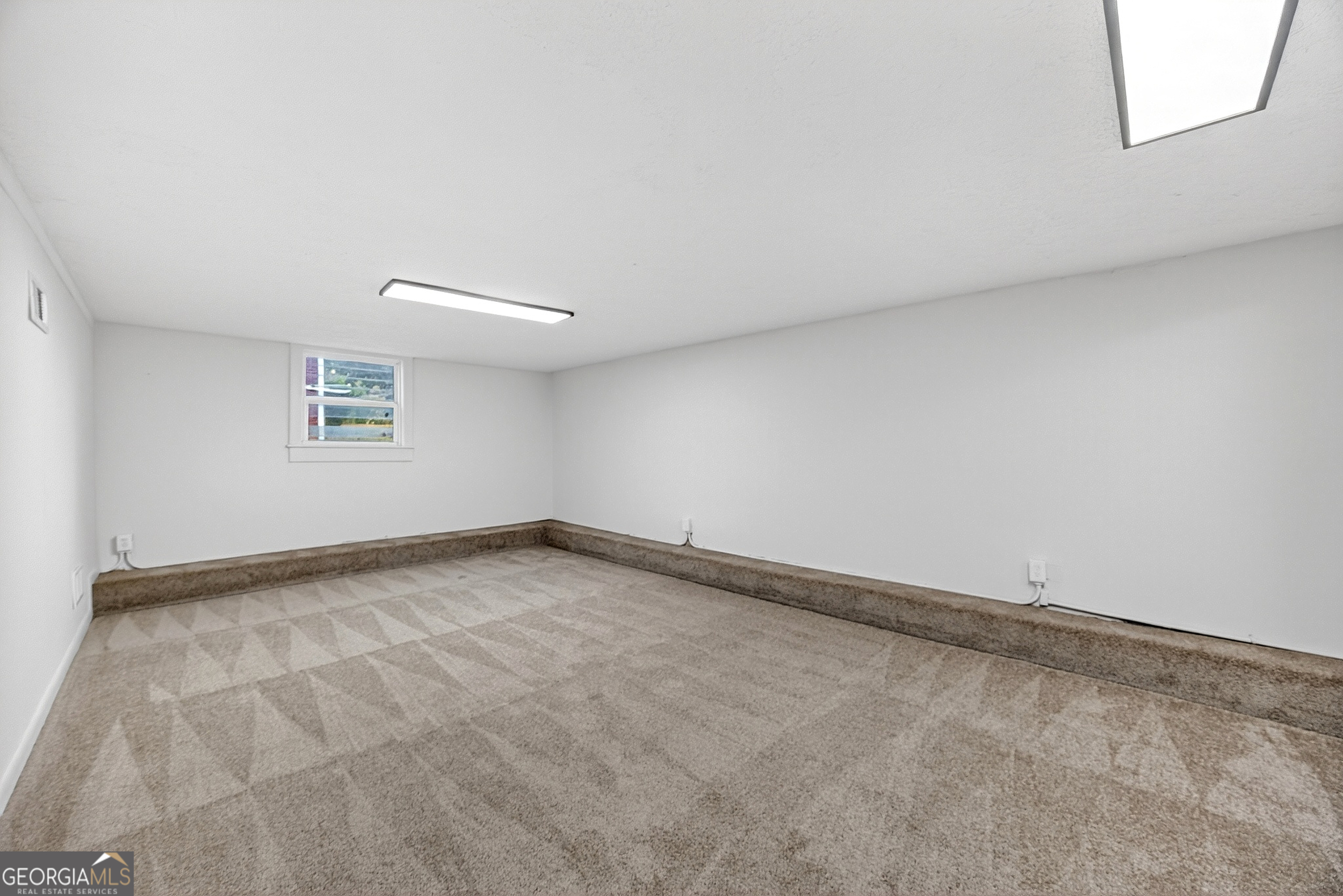 201 E Simon Terrace NW