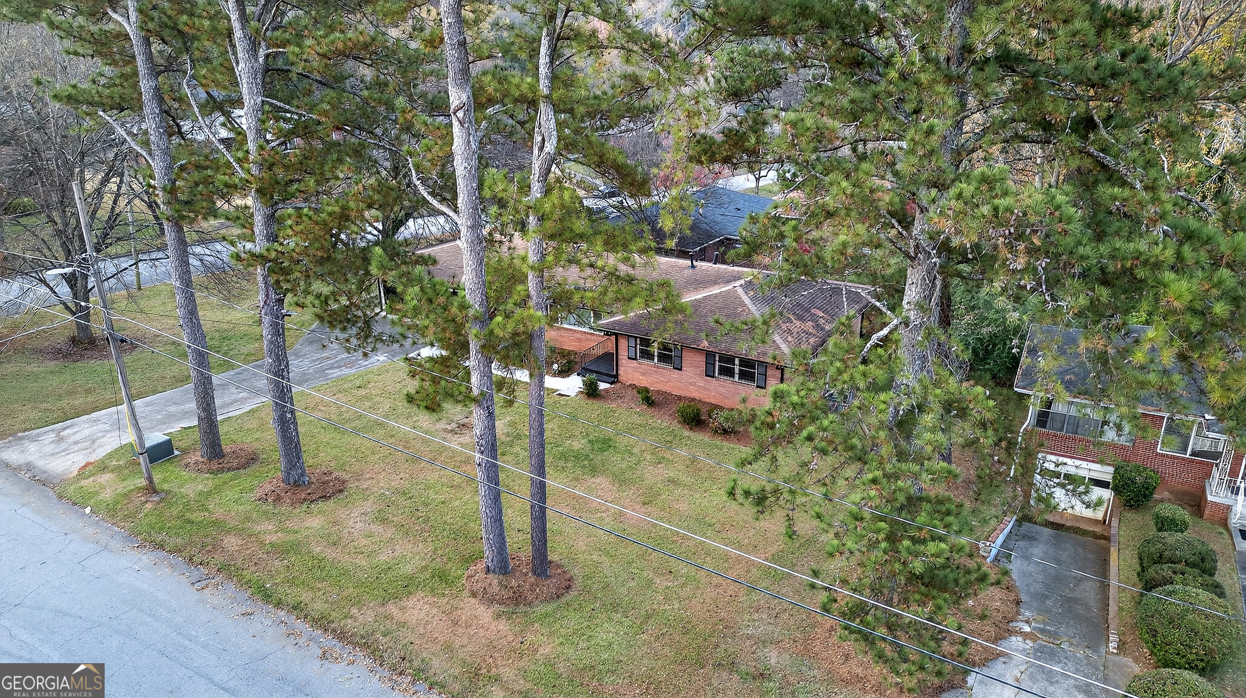 201 E Simon Terrace NW