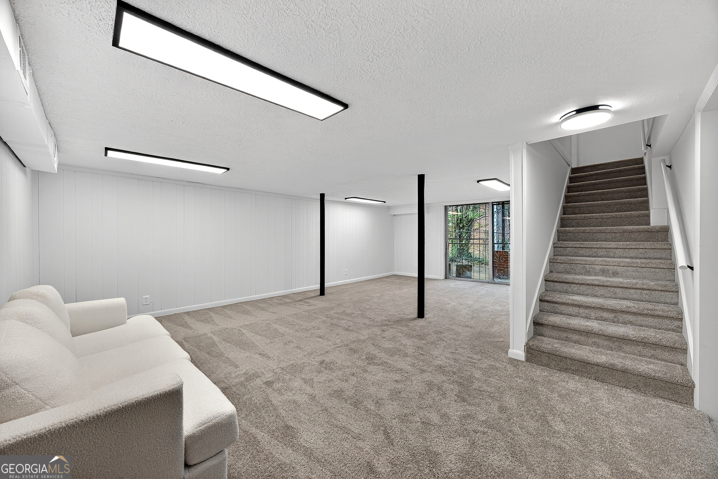 201 E Simon Terrace NW