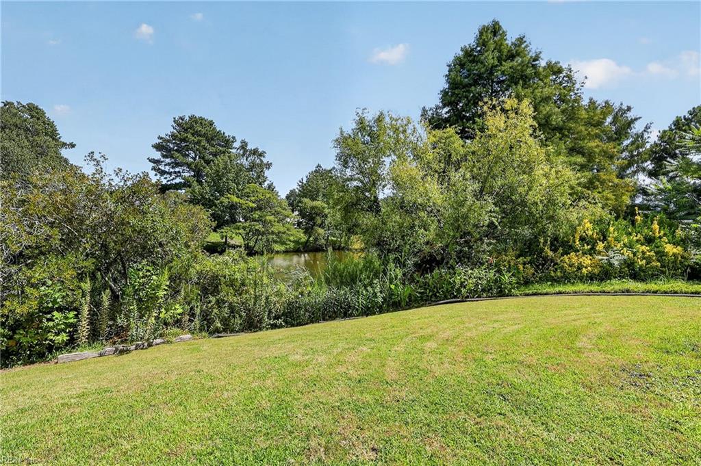1629 Waterside DR