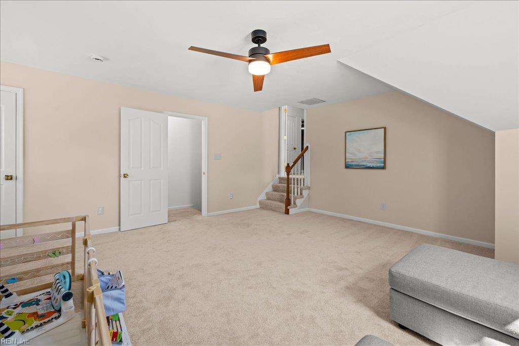 1909 Piney Woods LN