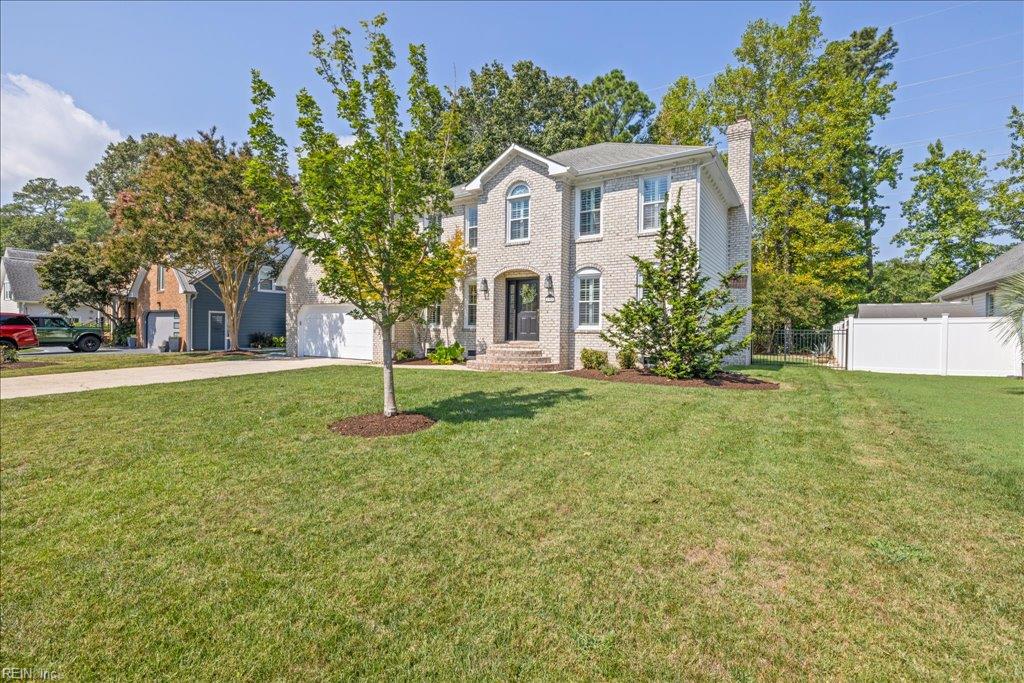 1909 Piney Woods LN