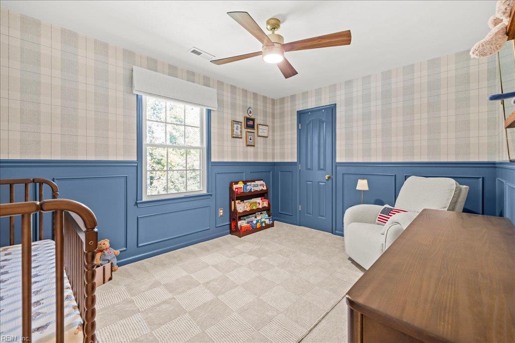 1909 Piney Woods LN