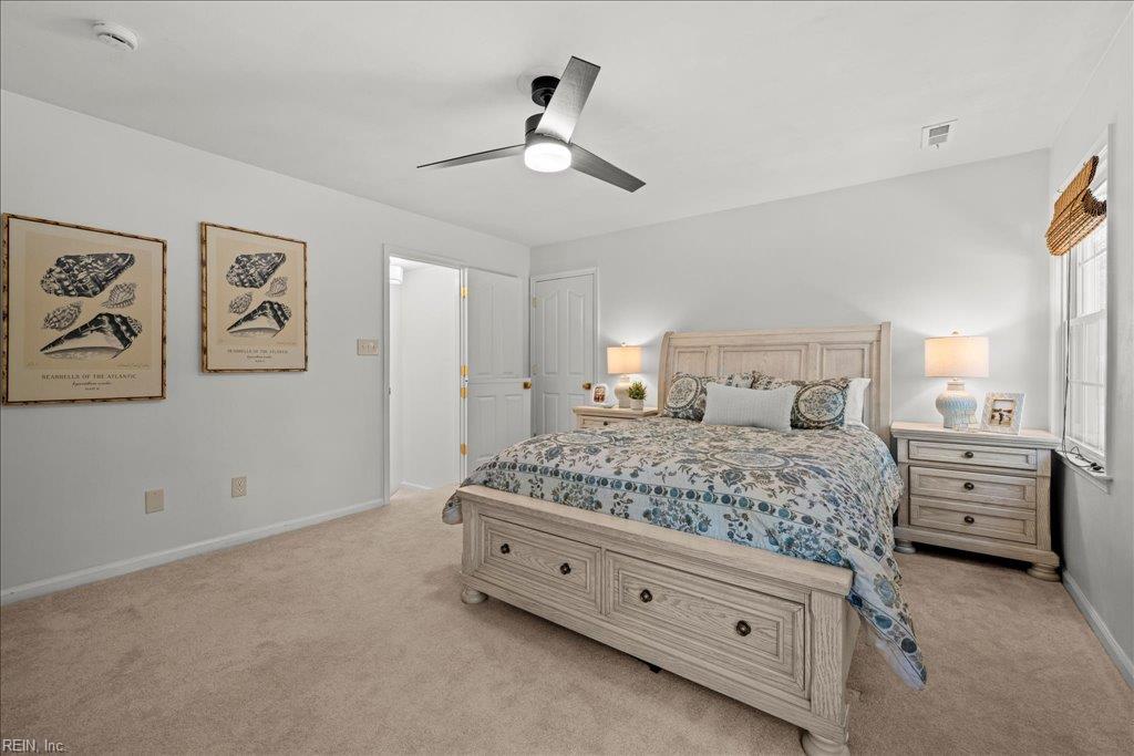 1909 Piney Woods LN