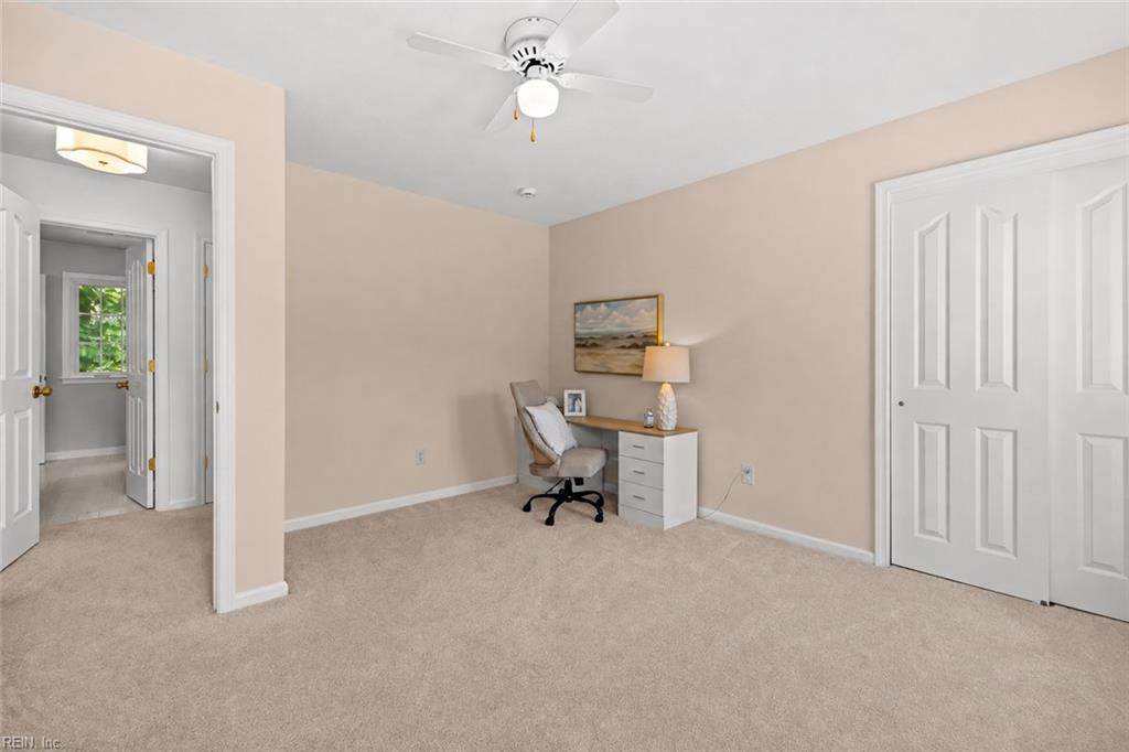 1909 Piney Woods LN