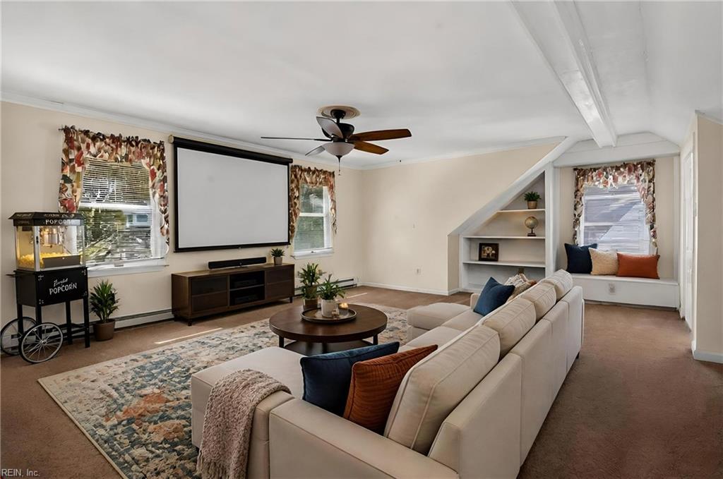 3405 Anita CIR
