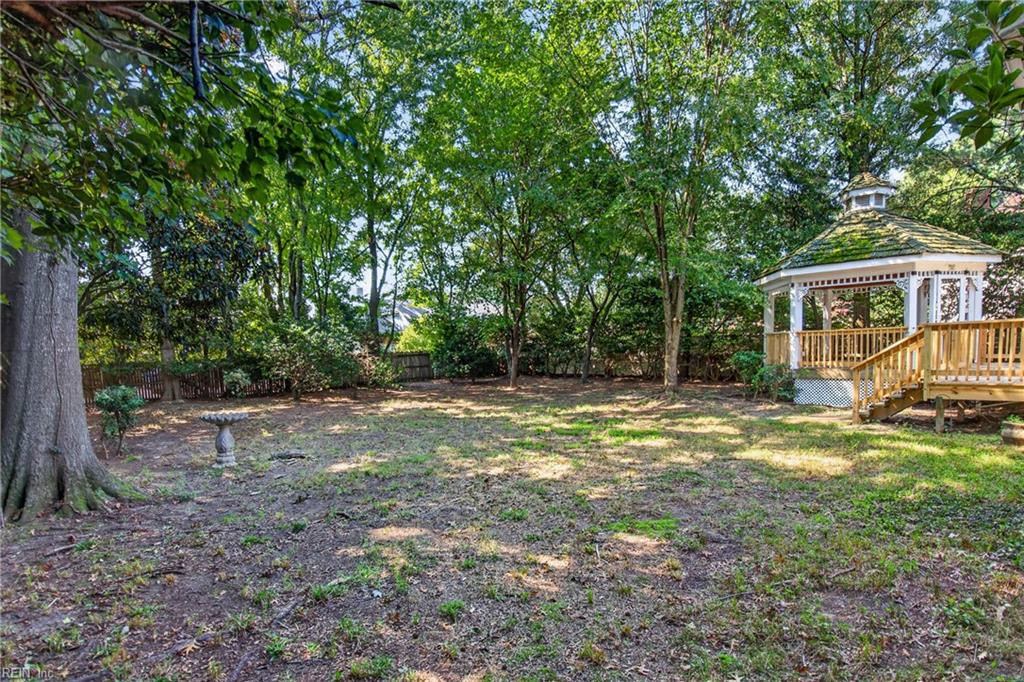 3405 Anita CIR