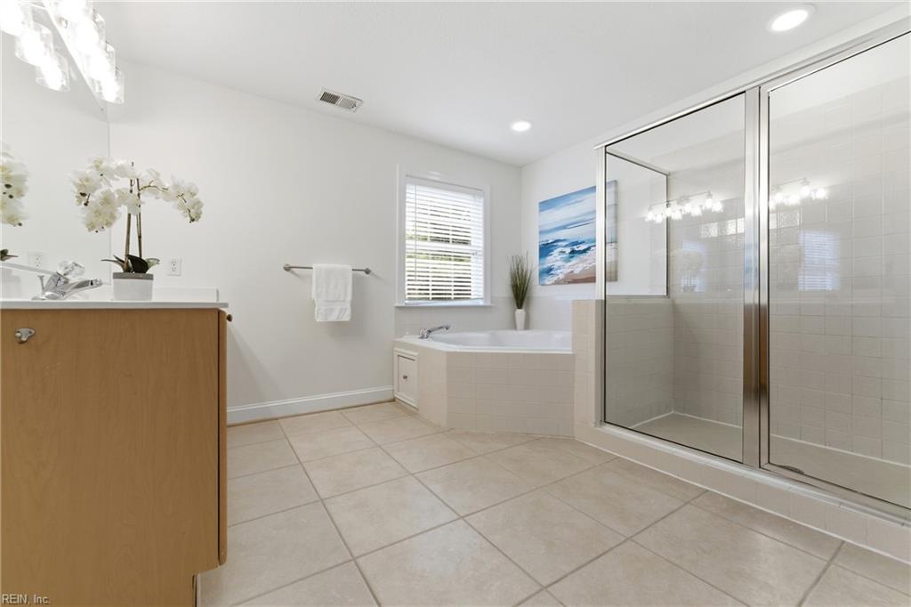 3734 Chesterfield AVE