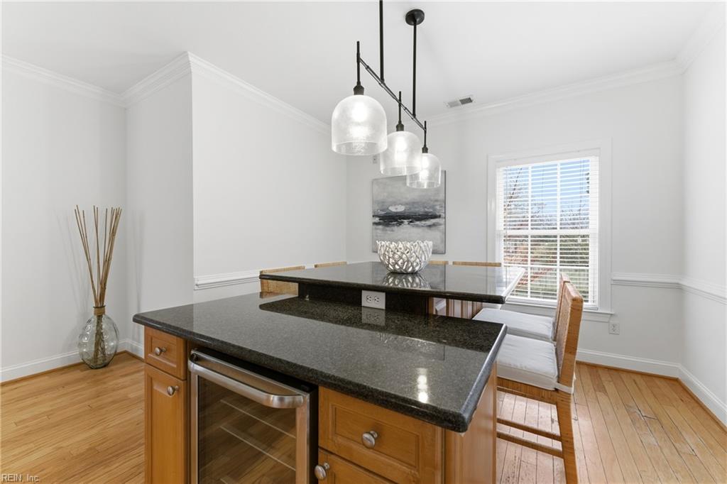 3734 Chesterfield AVE