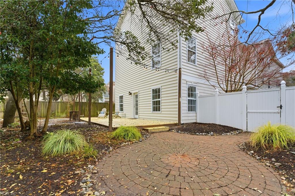 3734 Chesterfield AVE