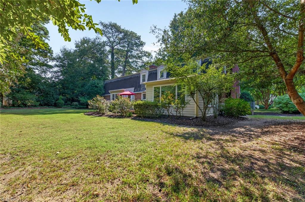 424 Susan Constant DR