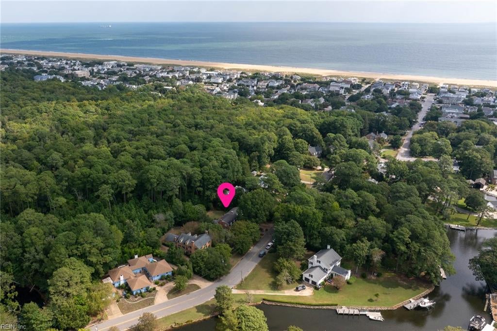 424 Susan Constant DR