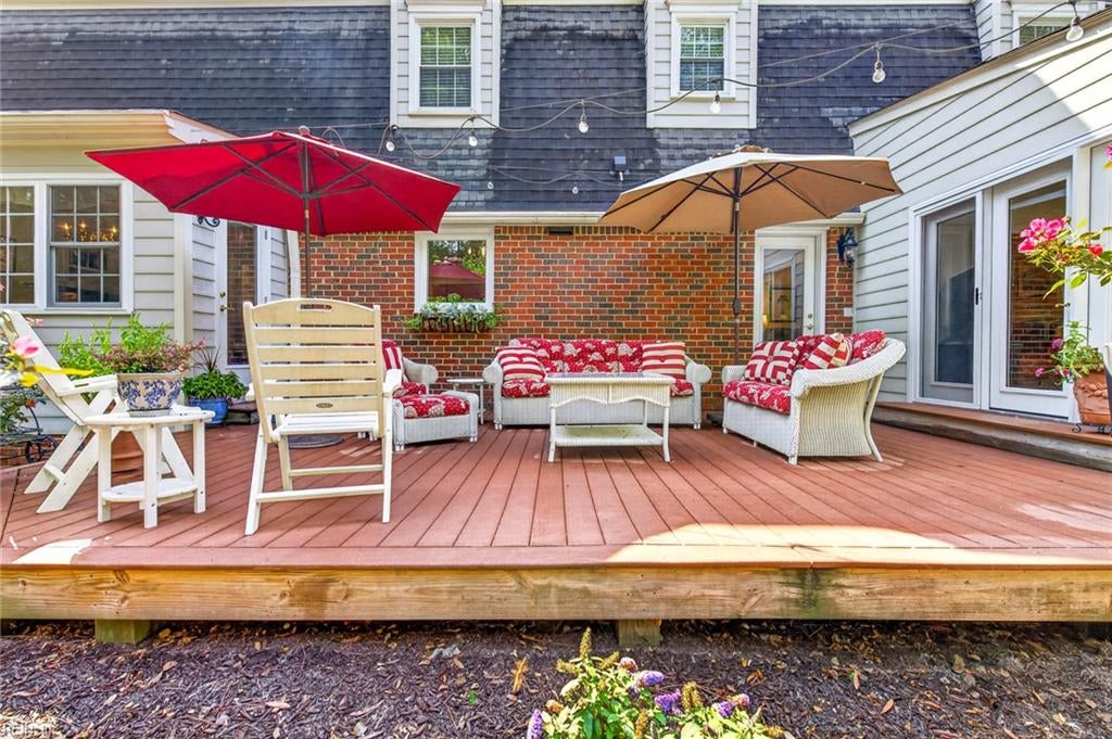 424 Susan Constant DR