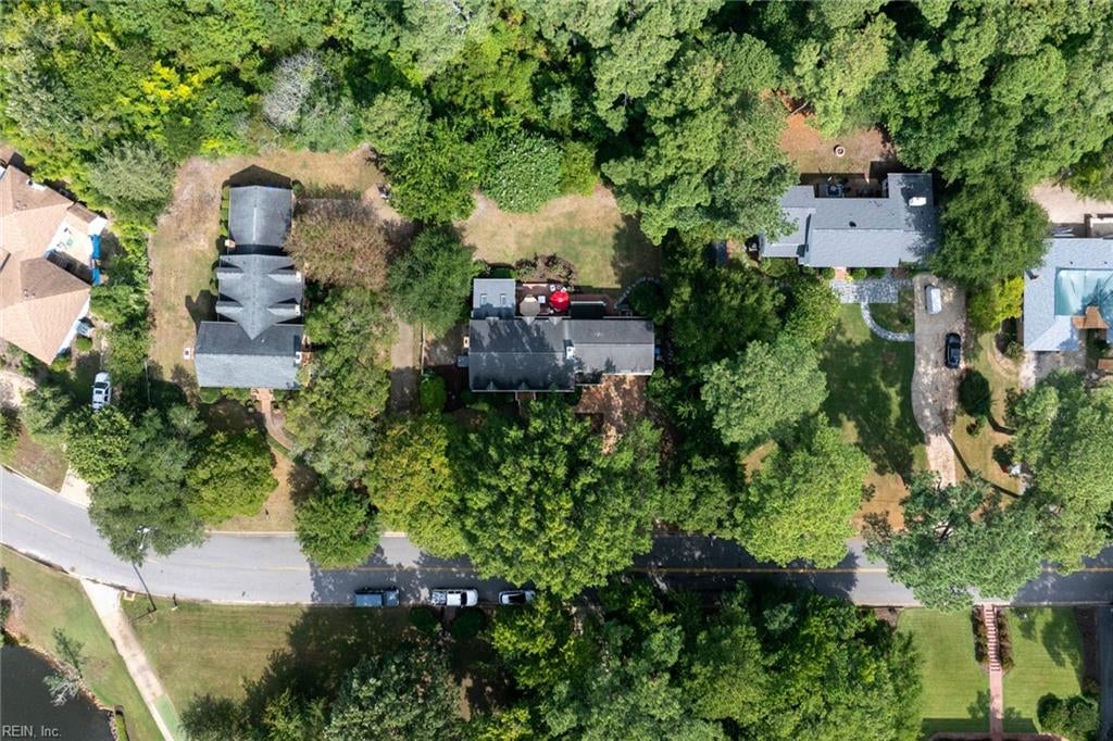 424 Susan Constant DR