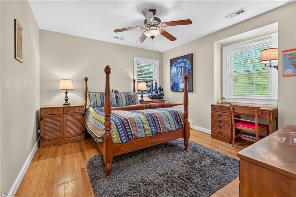 424 Susan Constant DR