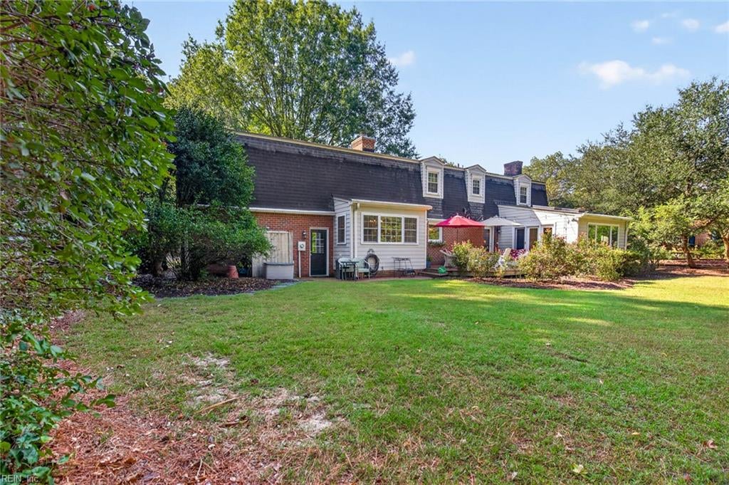 424 Susan Constant DR