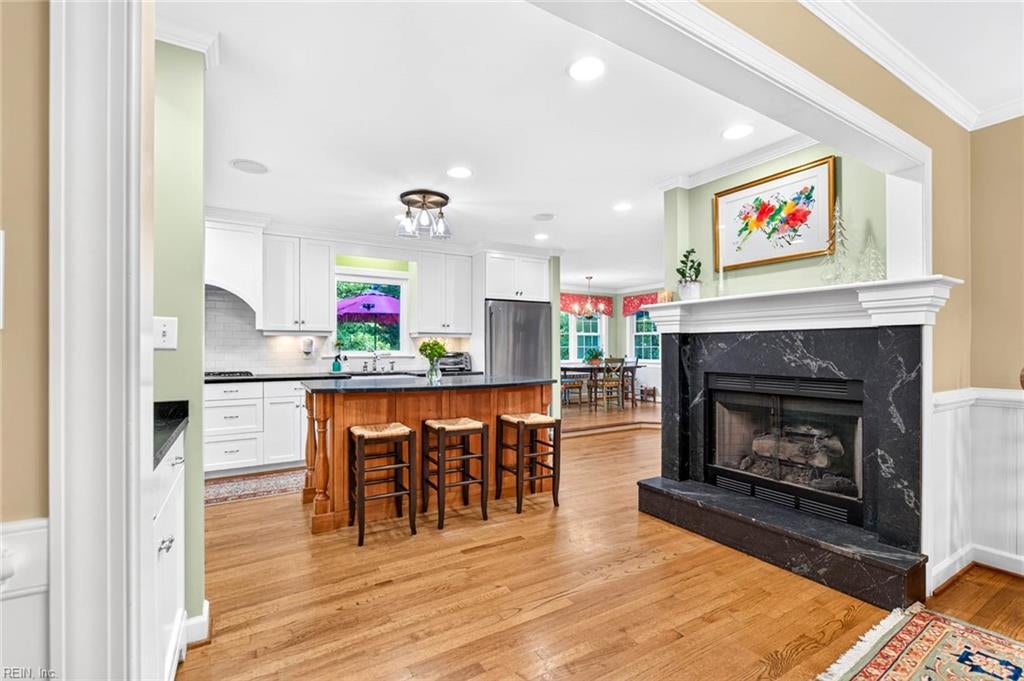 424 Susan Constant DR