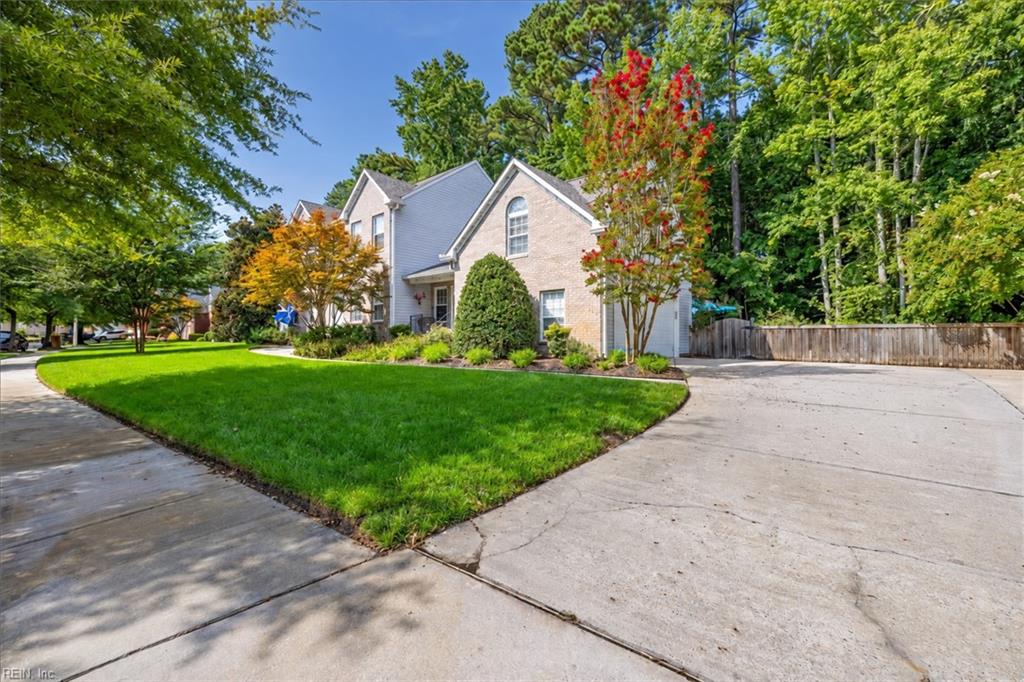 1808 Capel Manor WAY