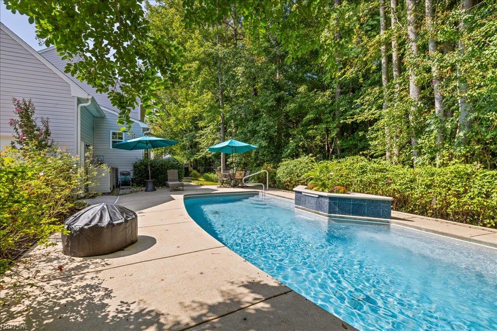 1808 Capel Manor WAY