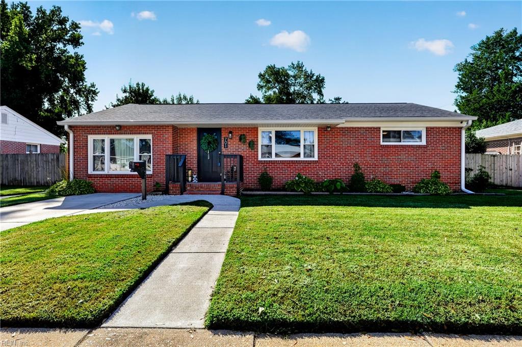 701 Euwanee PL