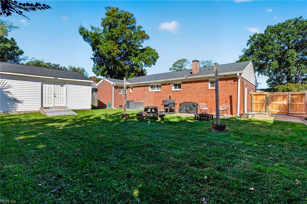 701 Euwanee PL