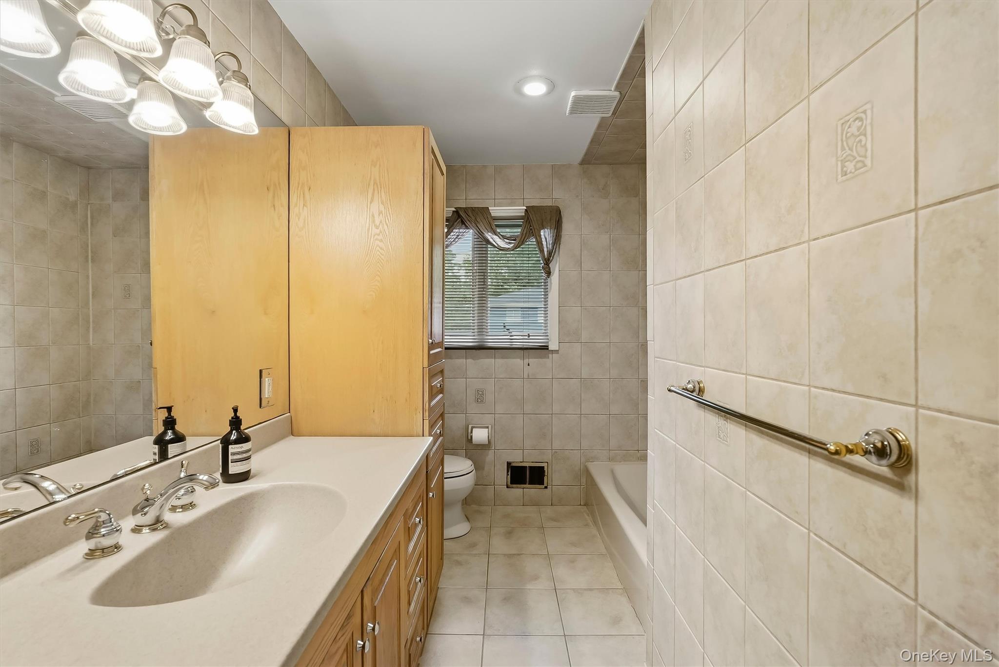 72 Eastview Drive
