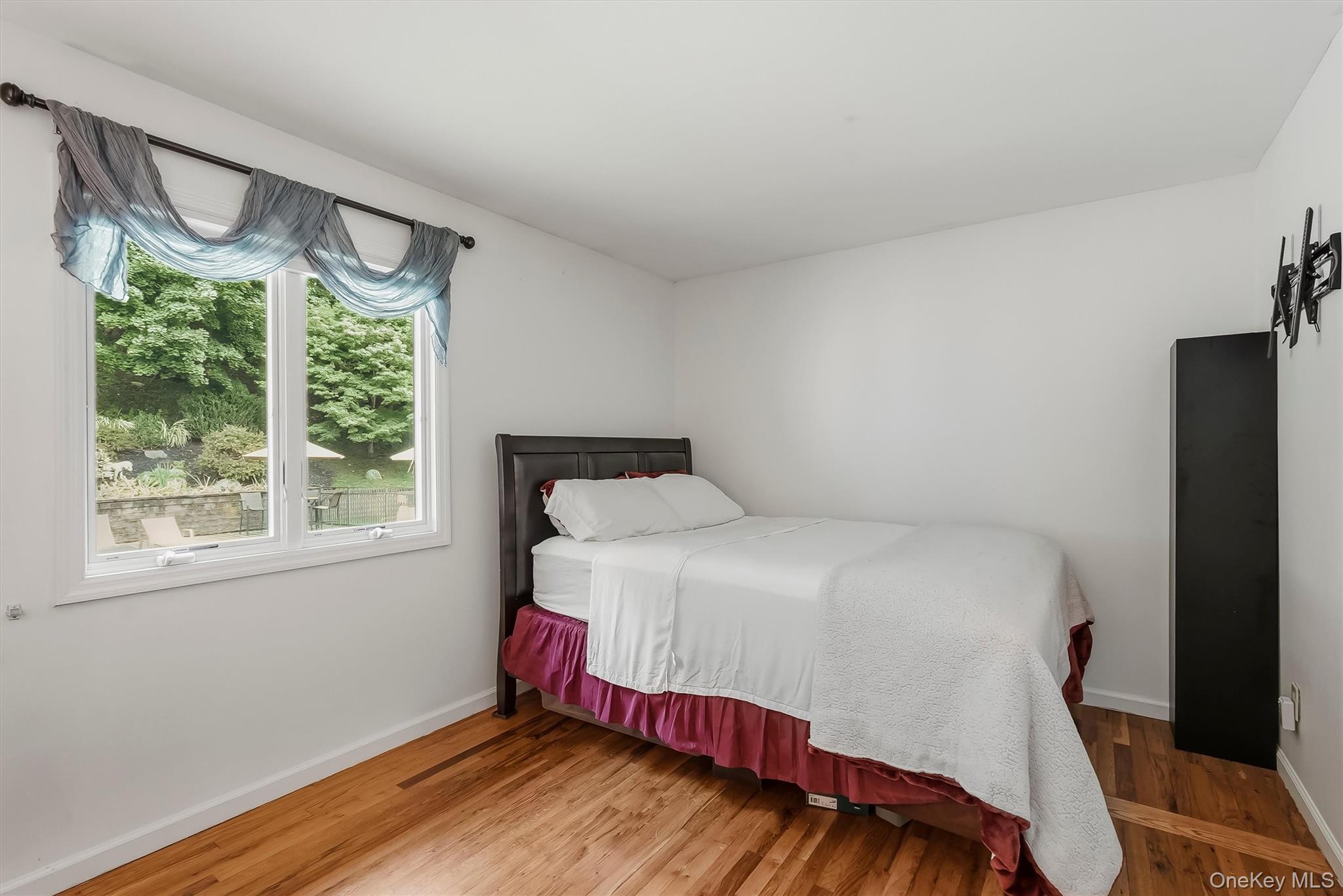 72 Eastview Drive