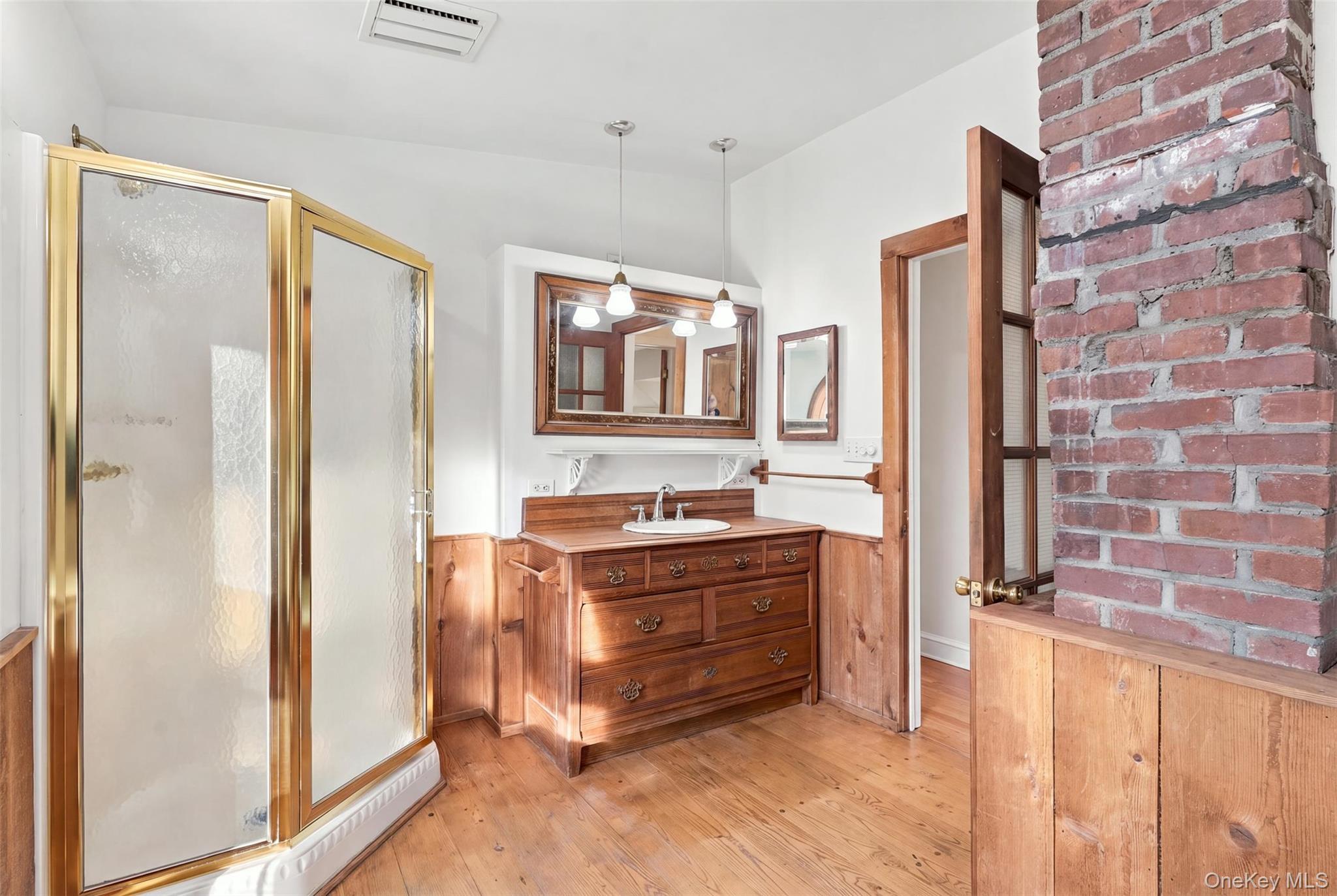 2 Drury Lane