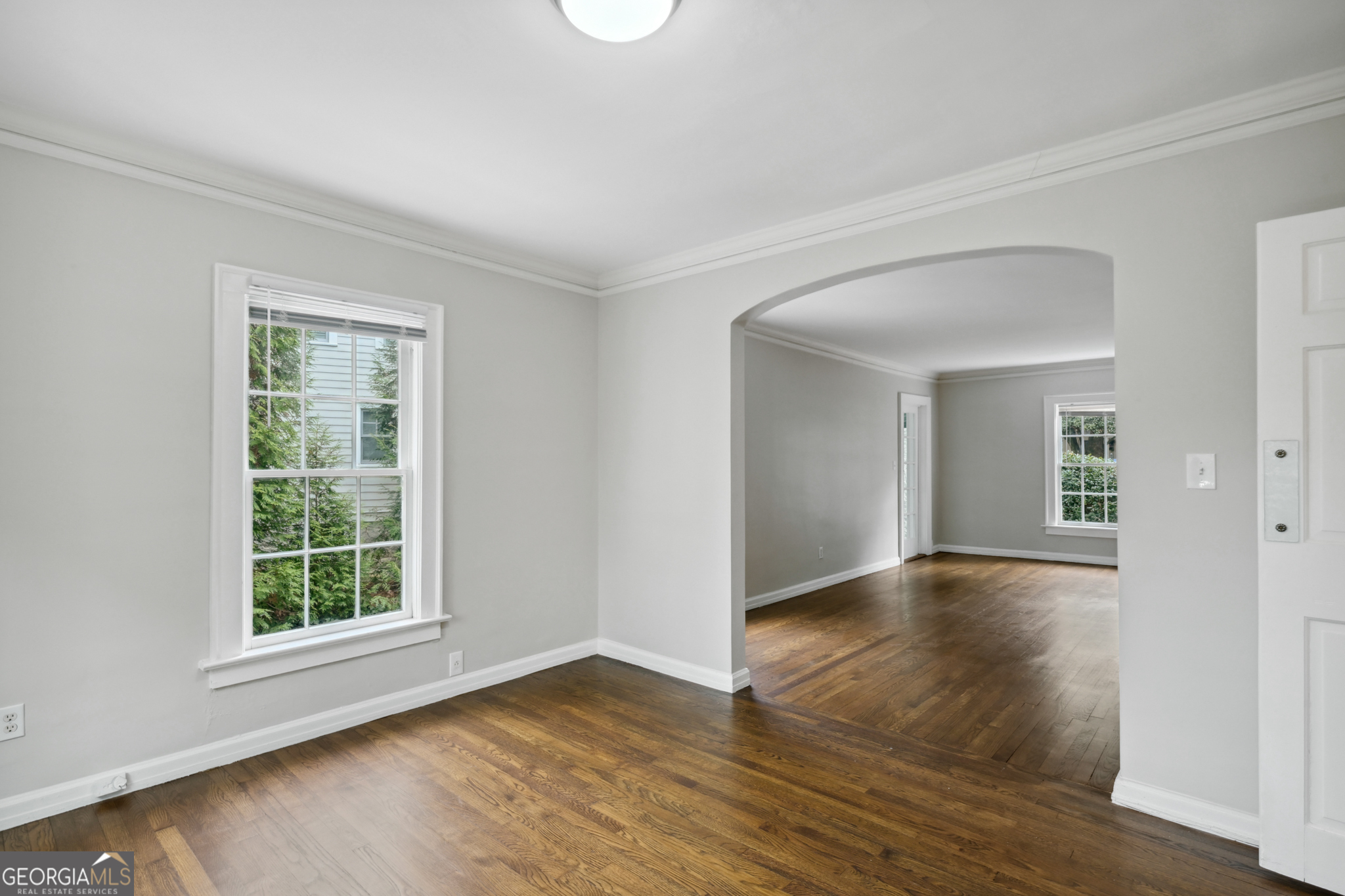 2878 N Hills Drive NE