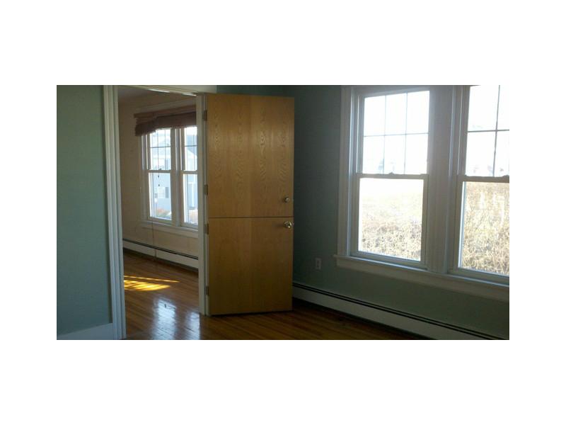 190 TUCKERMAN Avenue