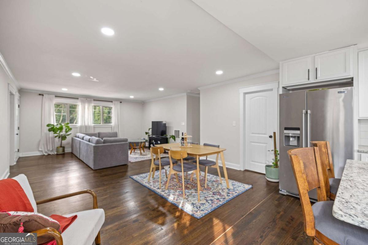 413 Virginia Place SE